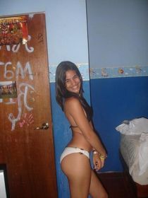 Latin hottie Gabby