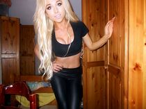 Cheerful teen babe Penny
